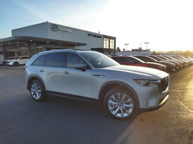2026 Mazda CX-90 Preferred Package's photo