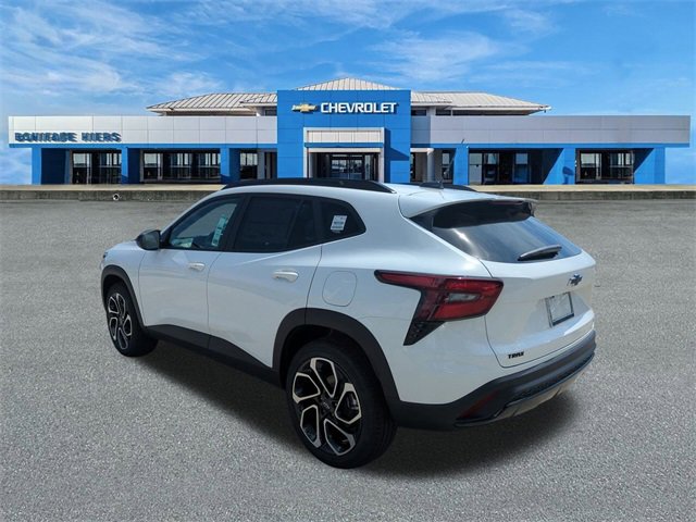 2025 Chevrolet Trax photo 5