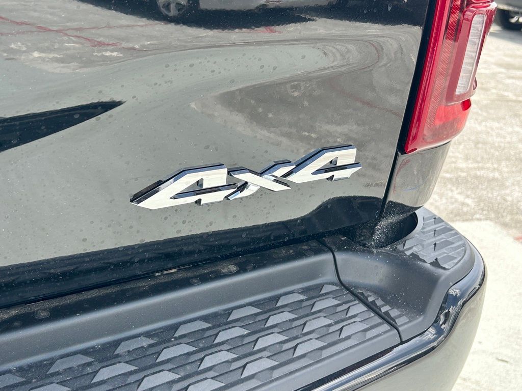 2025 Ram 3500 Laramie photo 25