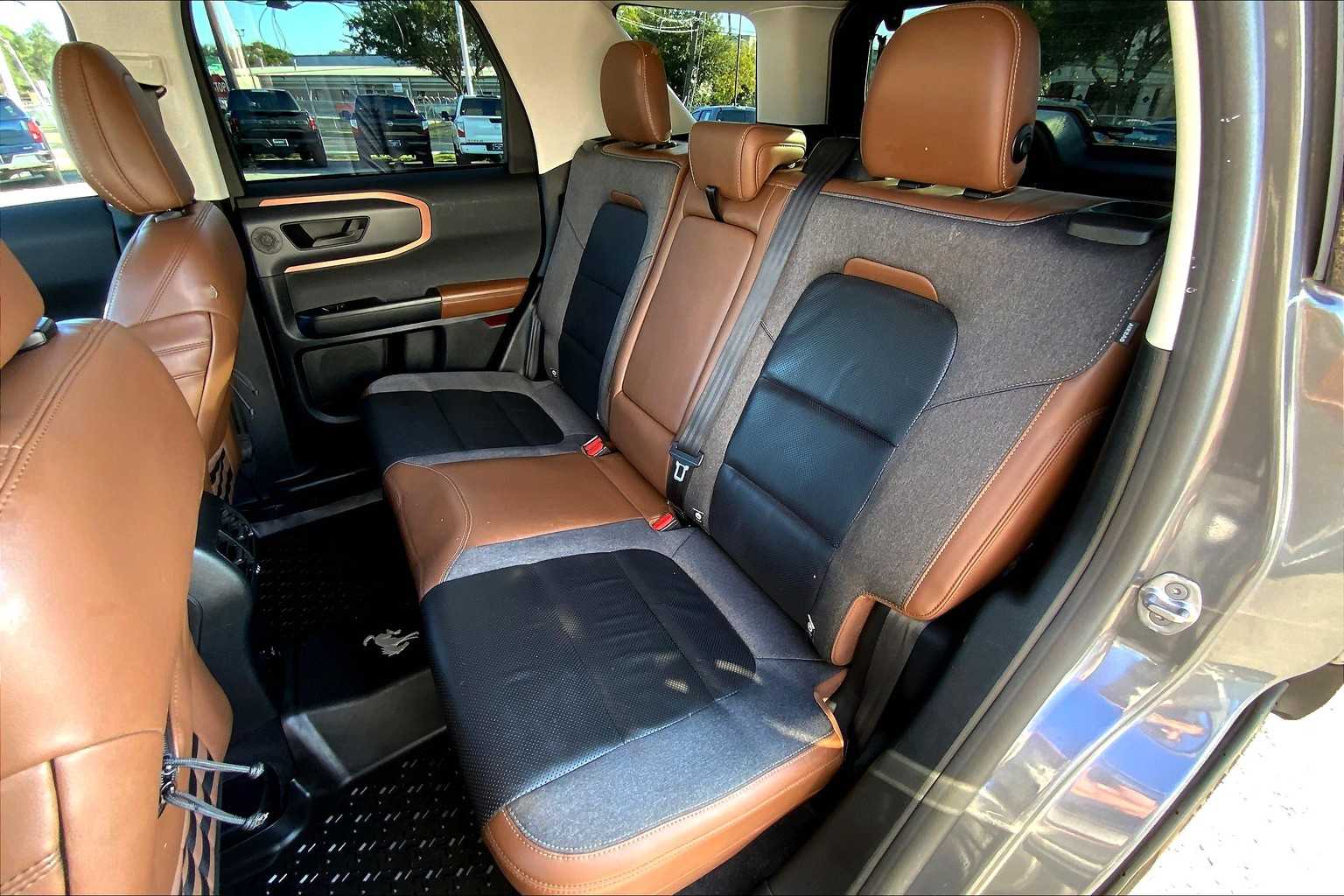 2021 Ford Bronco Sport Outer Banks photo 18