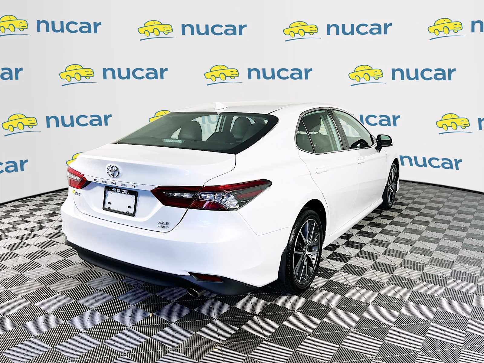 2023 Toyota Camry XLE photo 7