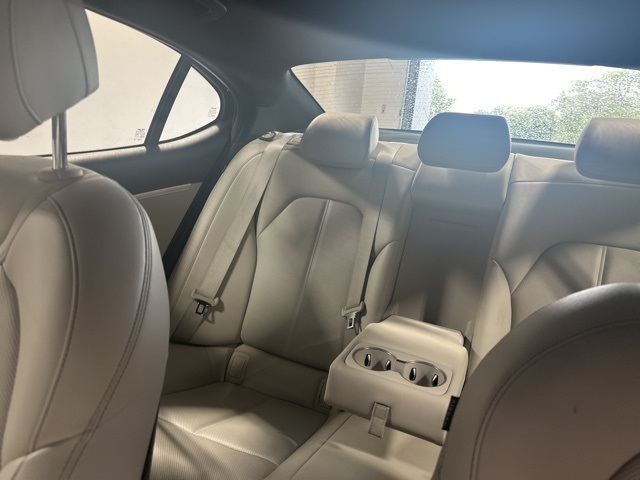 2024 Genesis G70 2.5T photo 17