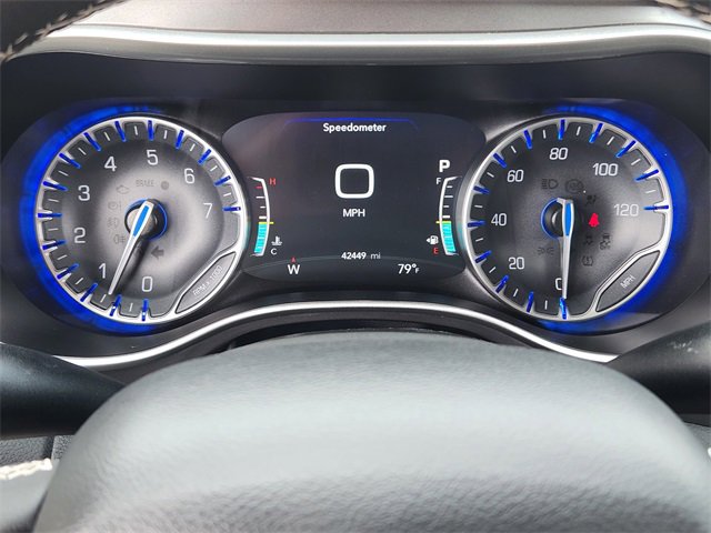 2024 Chrysler Pacifica Touring L photo 11