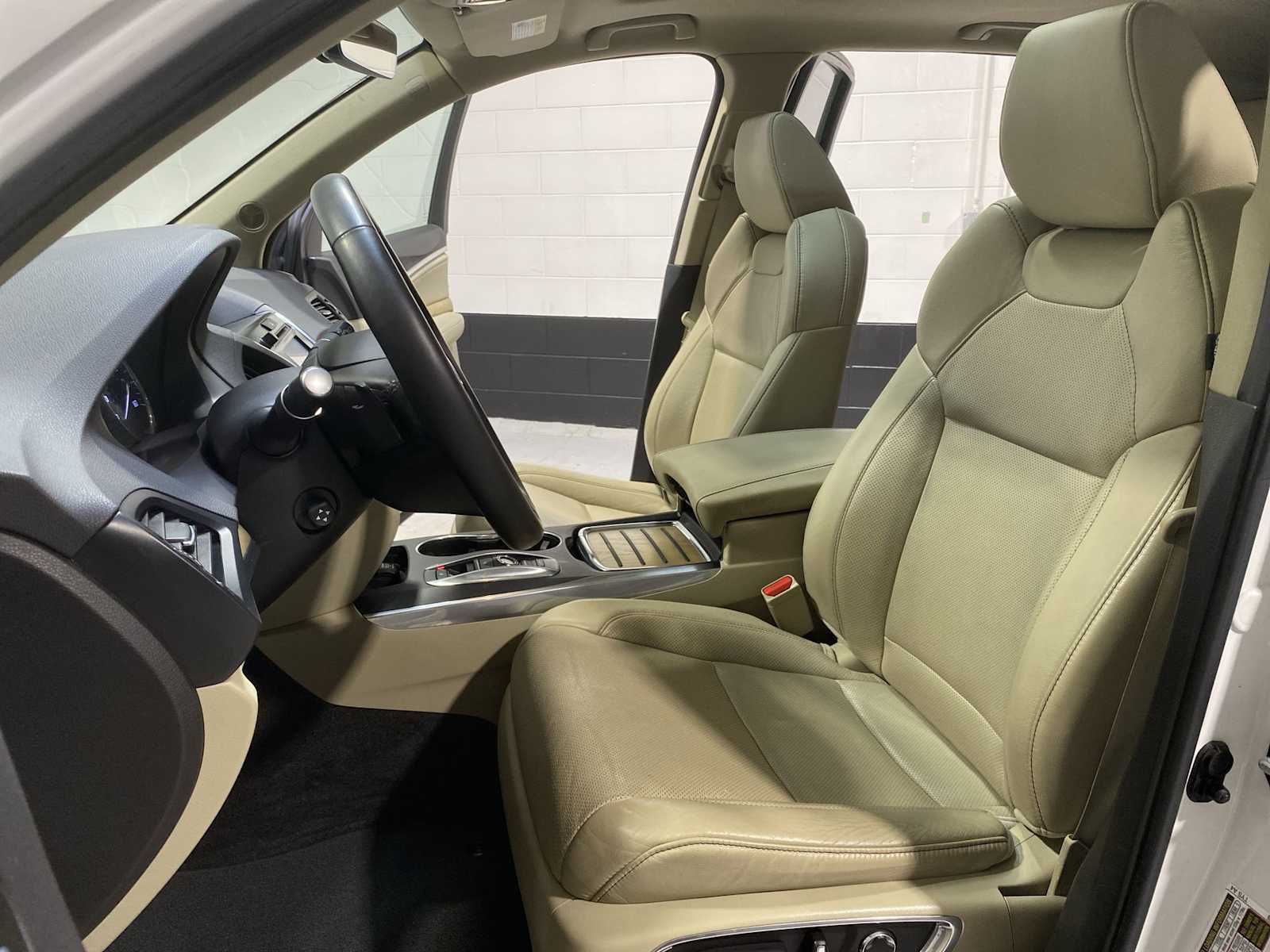 2020 Acura MDX Technology SH-AWD photo 11