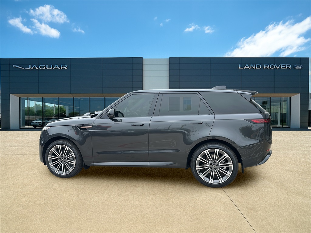 2025 Land Rover Range Rover Sport SE photo 3