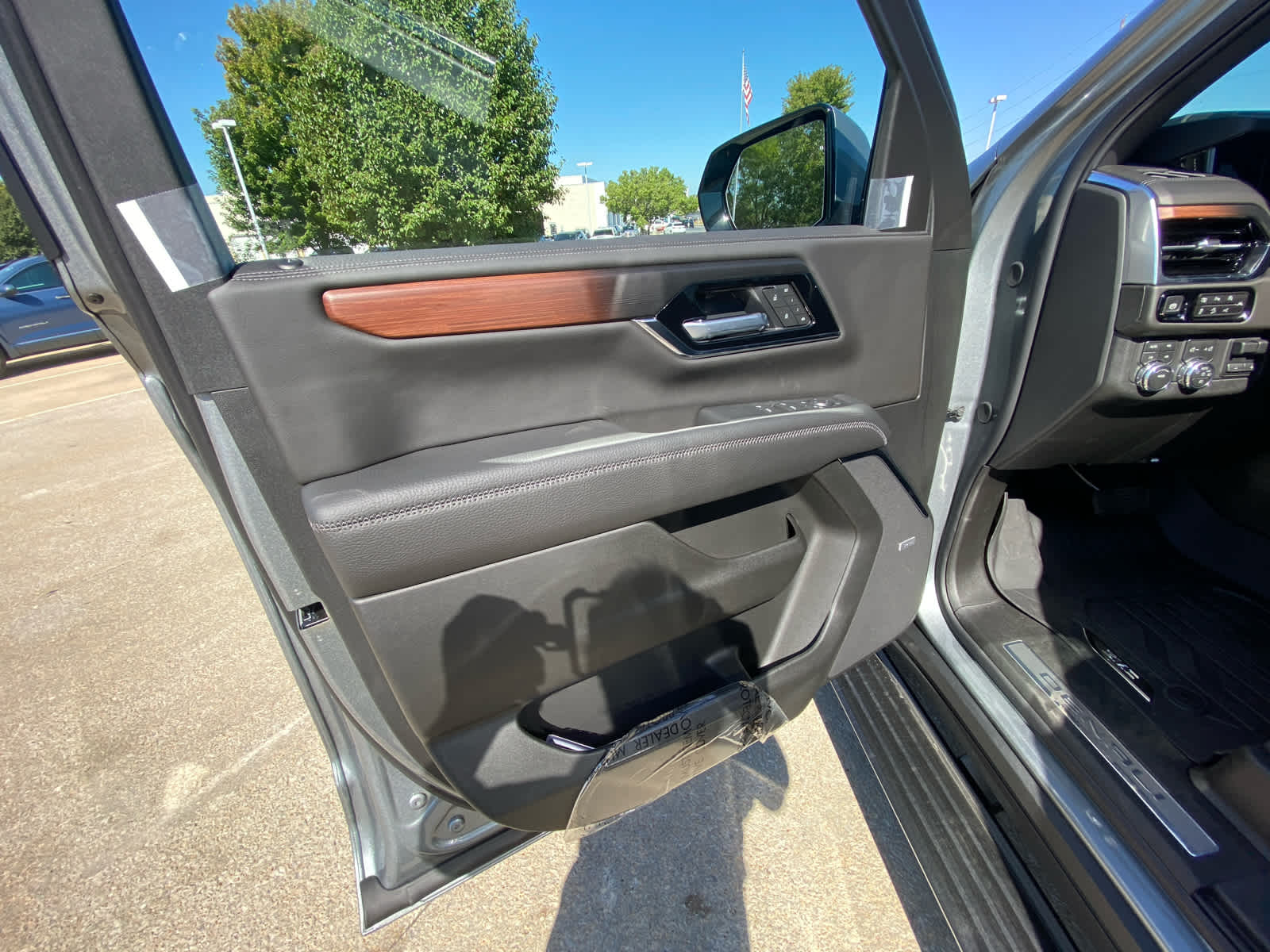 2025 Gmc Yukon XL Denali photo 8