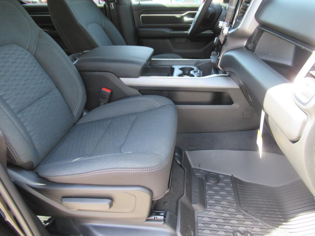 2025 Ram 1500 Big Horn Lone Star photo 11