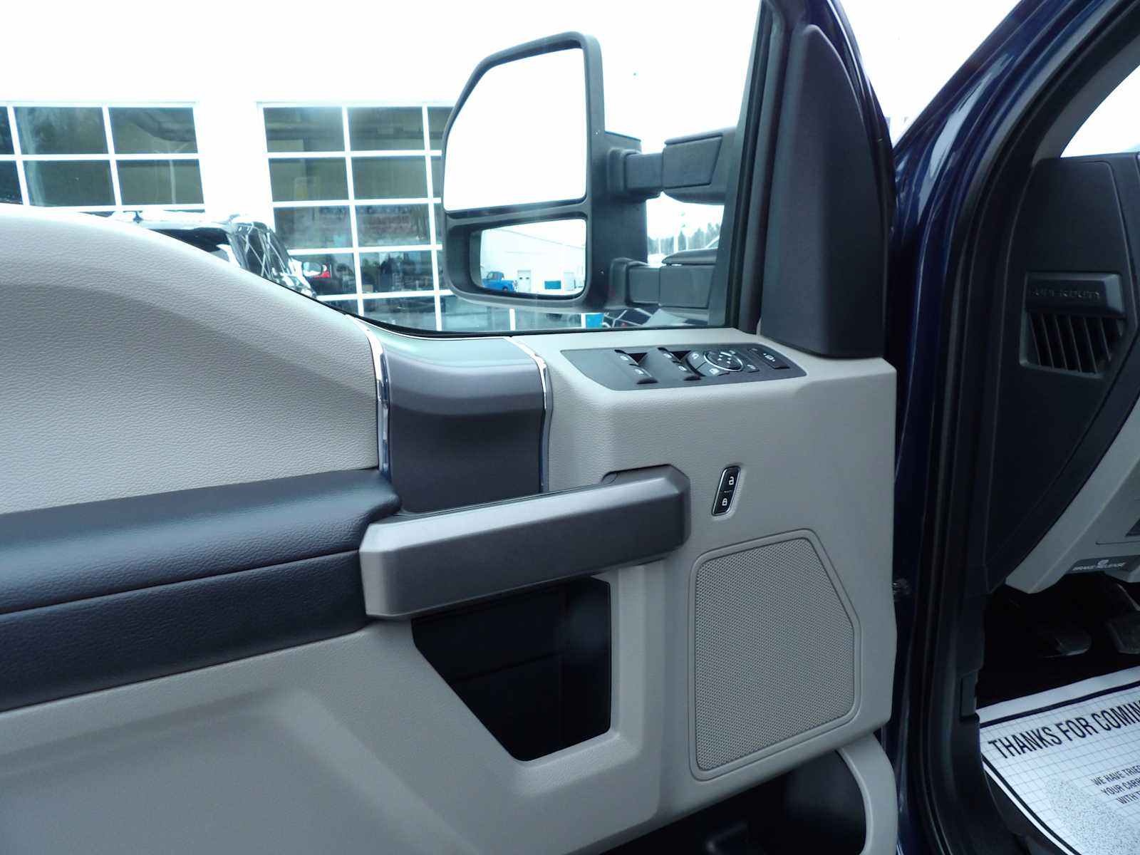 2019 Ford F-350 Super Duty XLT's photo