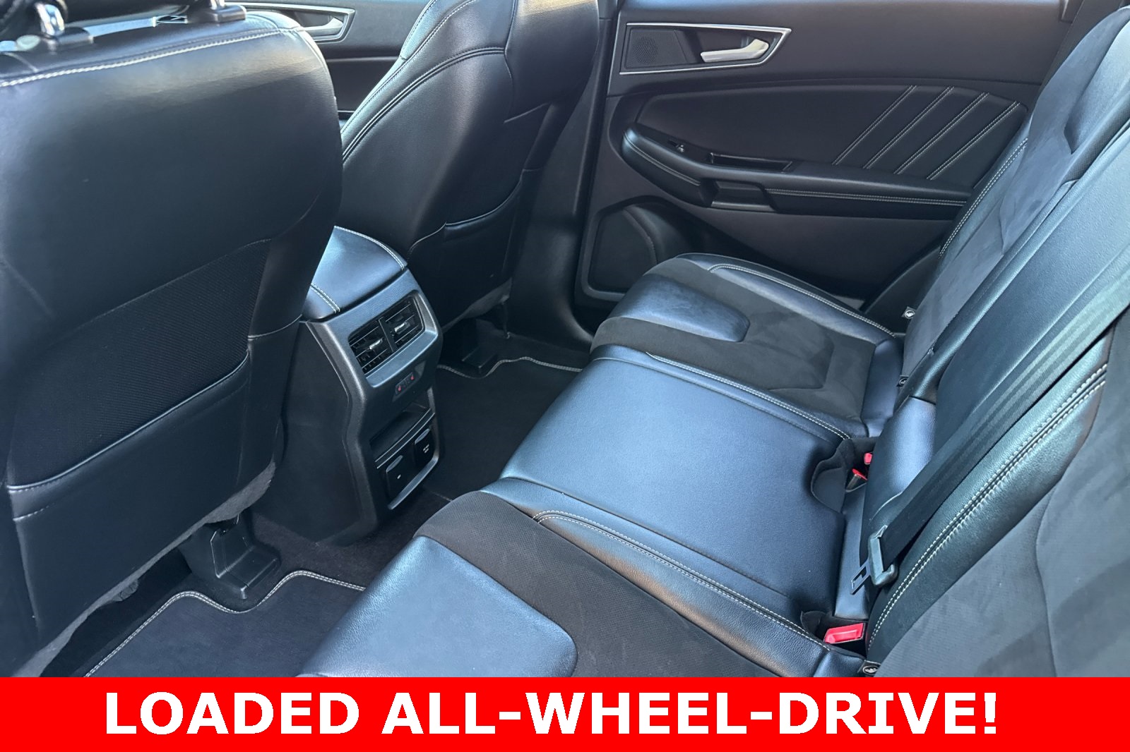 2019 Ford Edge ST photo 14