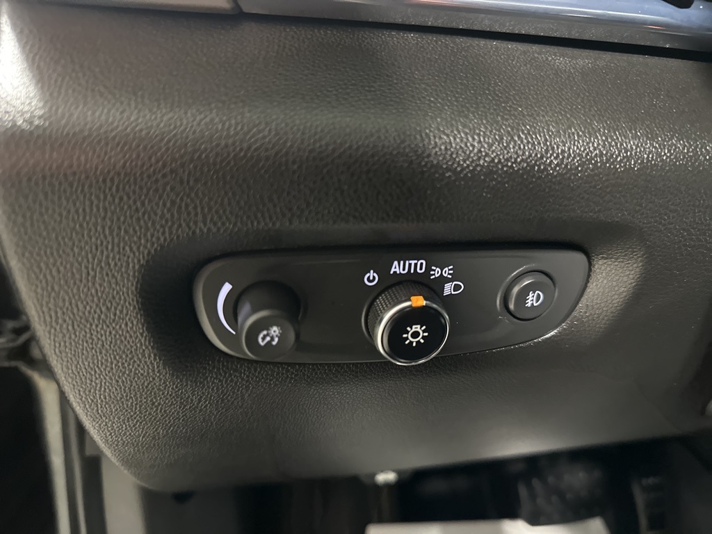 2018 Chevrolet Traverse 3LT photo 11