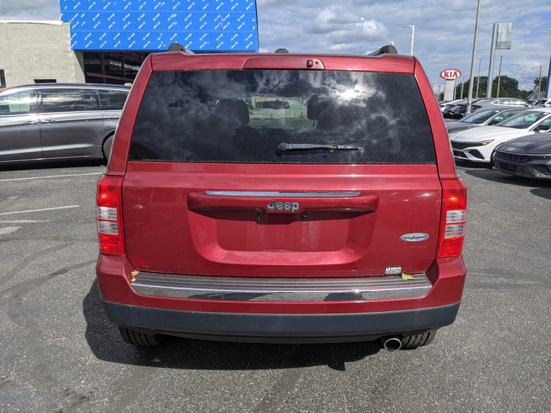 2017 Jeep Patriot High Altitude Sport photo 2