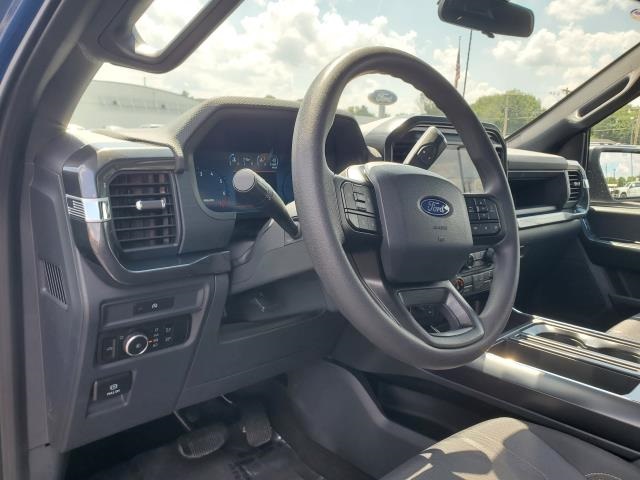 2025 Ford F-150 STX photo 13