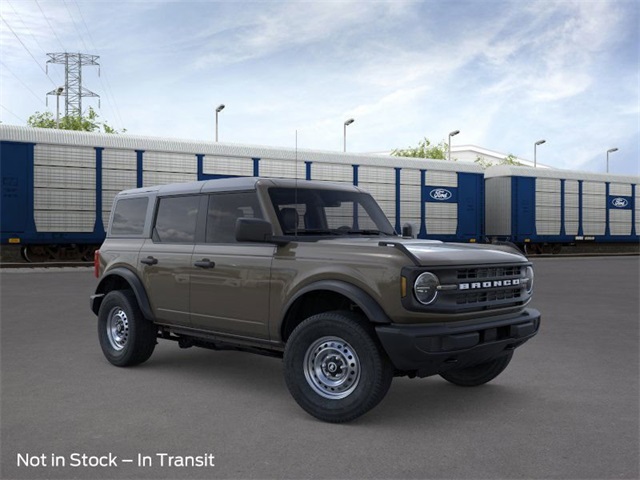 2025 Ford Bronco Base photo 6