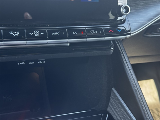 2024 Jeep Wagoneer Series III photo 35