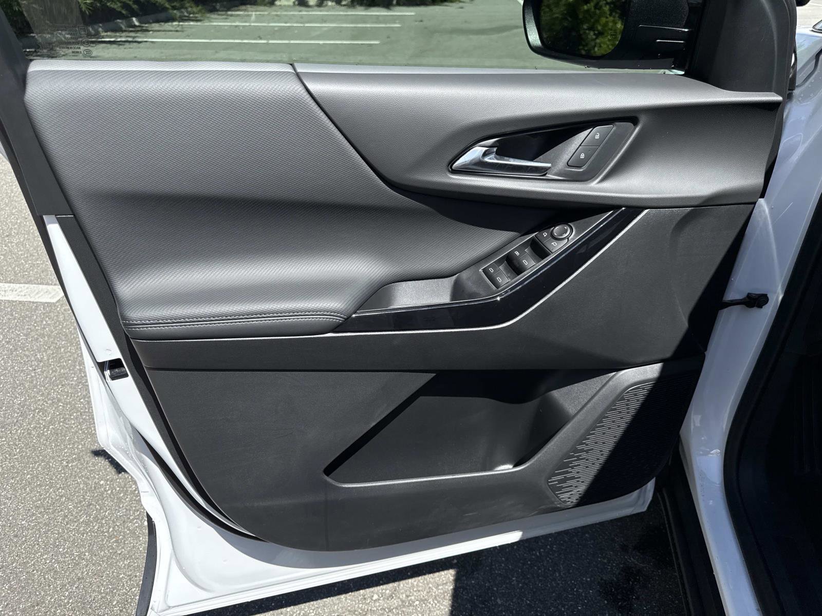 2026 Chevrolet Equinox LT photo 16