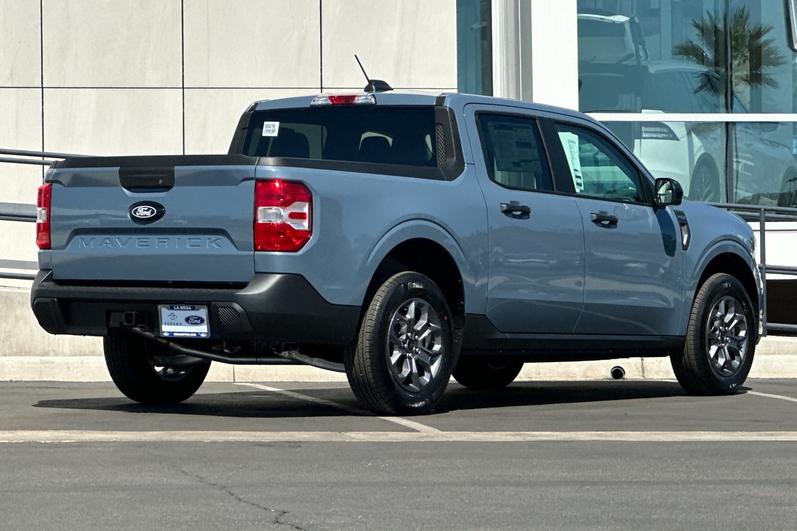 2025 Ford Maverick XLT photo 3
