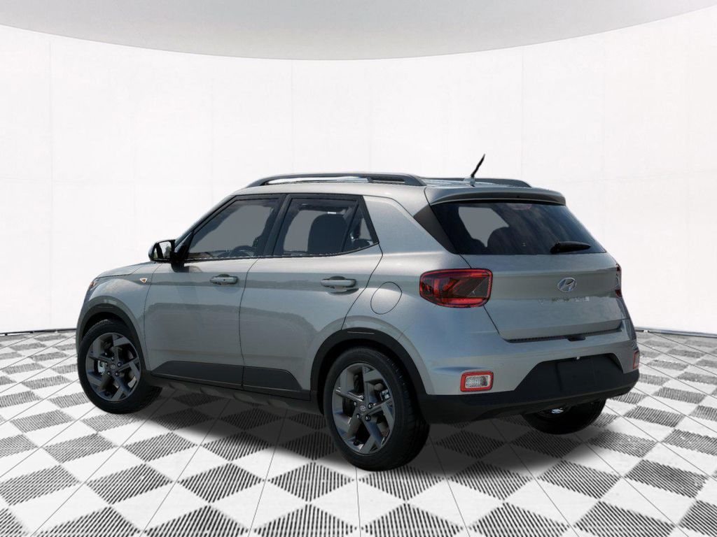 2026 Hyundai Venue SEL photo 4