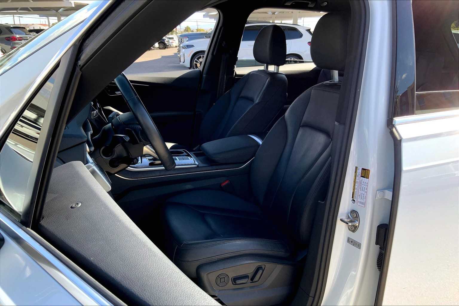 2021 Audi Q7 Premium Plus photo 6