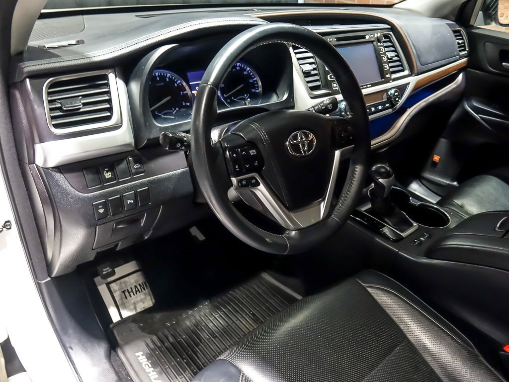 2016 TOYOTA HIGHLANDER - Image 13