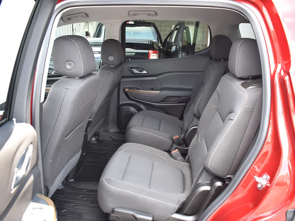 2023 Gmc Acadia SLE photo 5