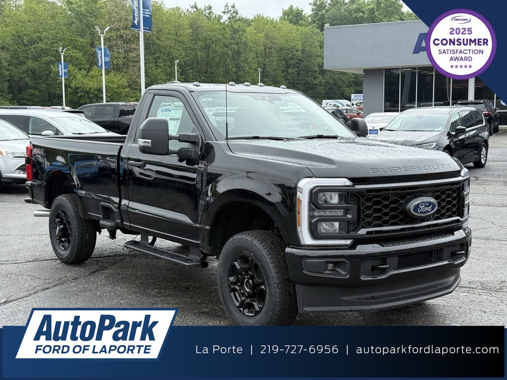 2025 Ford F-250 Super Duty XL's photo