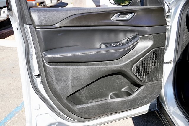 2023 Jeep Grand Cherokee Laredo photo 22