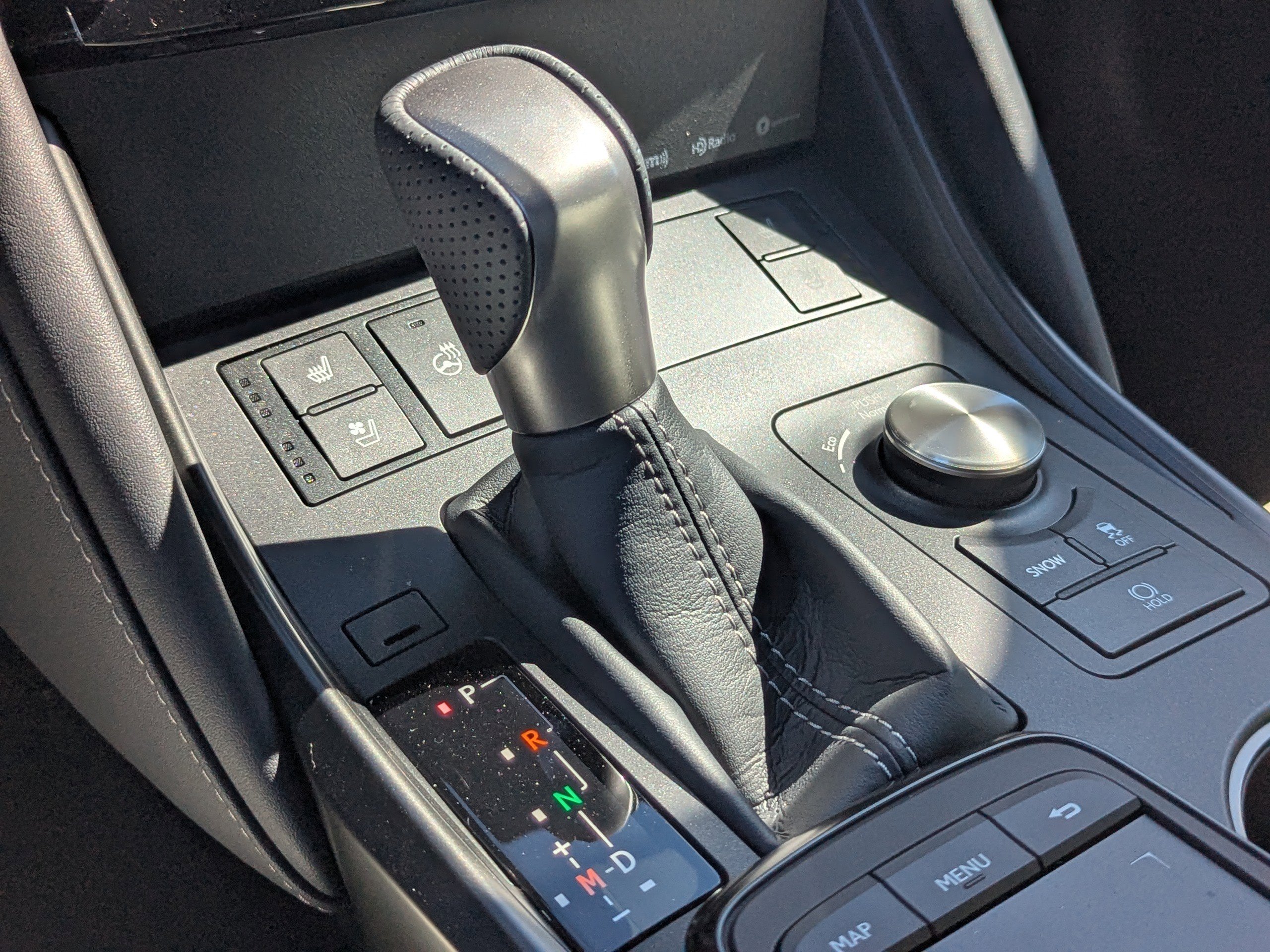 2025 Lexus IS 350 F SPORT photo 32