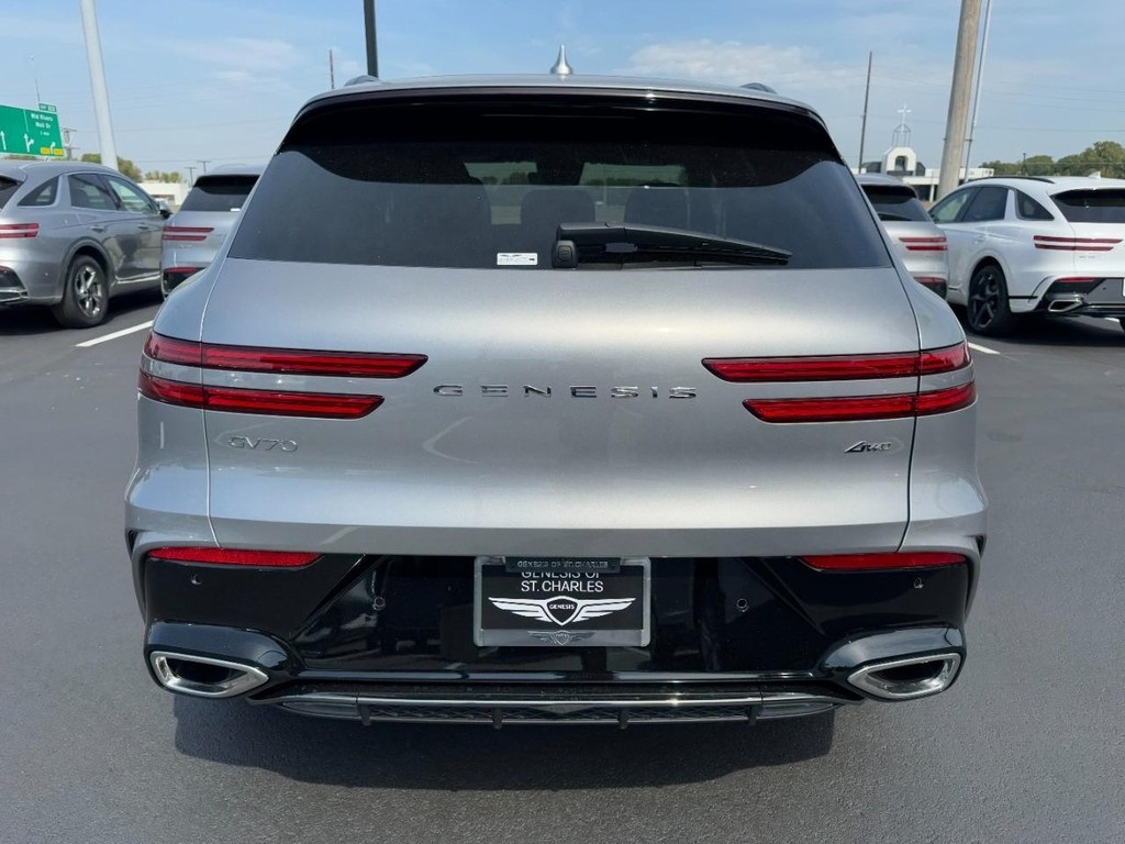 2026 Genesis GV70 2.5T Sport Prestige photo 2