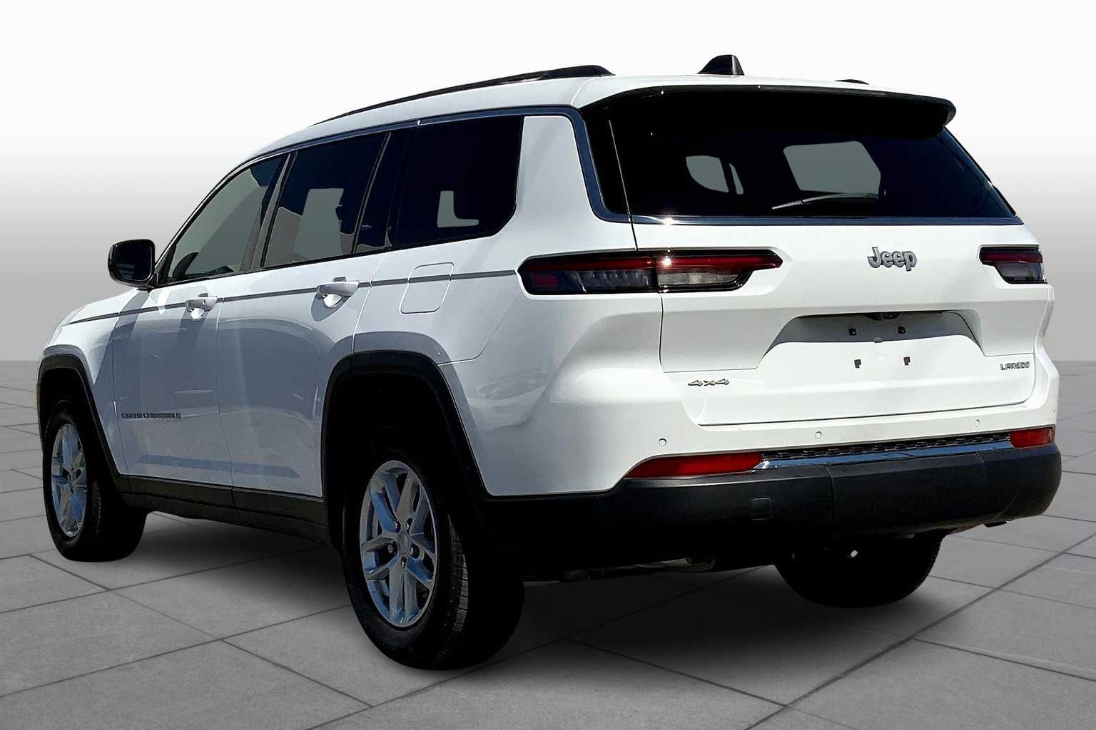 2025 Jeep Grand Cherokee Laredo X photo 10
