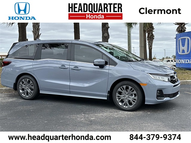 2026 Honda Odyssey Touring's photo