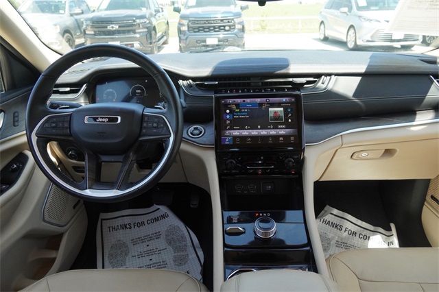 2022 Jeep Grand Cherokee Limited photo 9