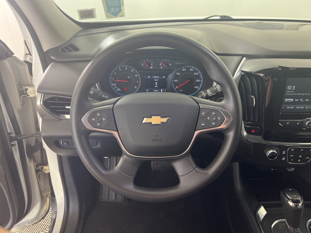 2019 Chevrolet Traverse LS photo 5
