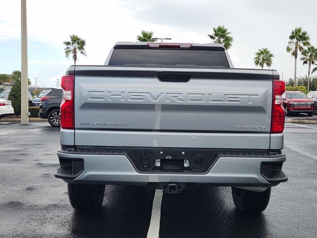 2023 Chevrolet Silverado 1500 Custom photo 4
