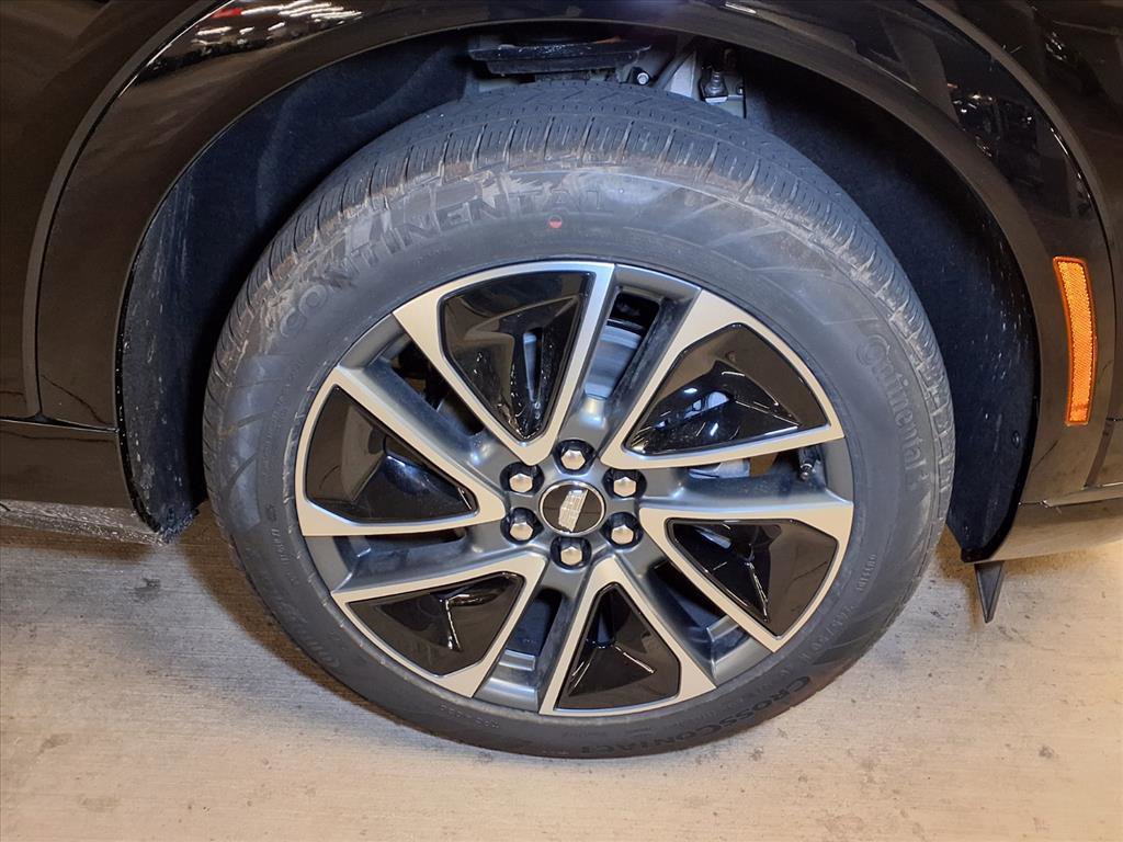 2025 Cadillac Optiq Sport photo 3