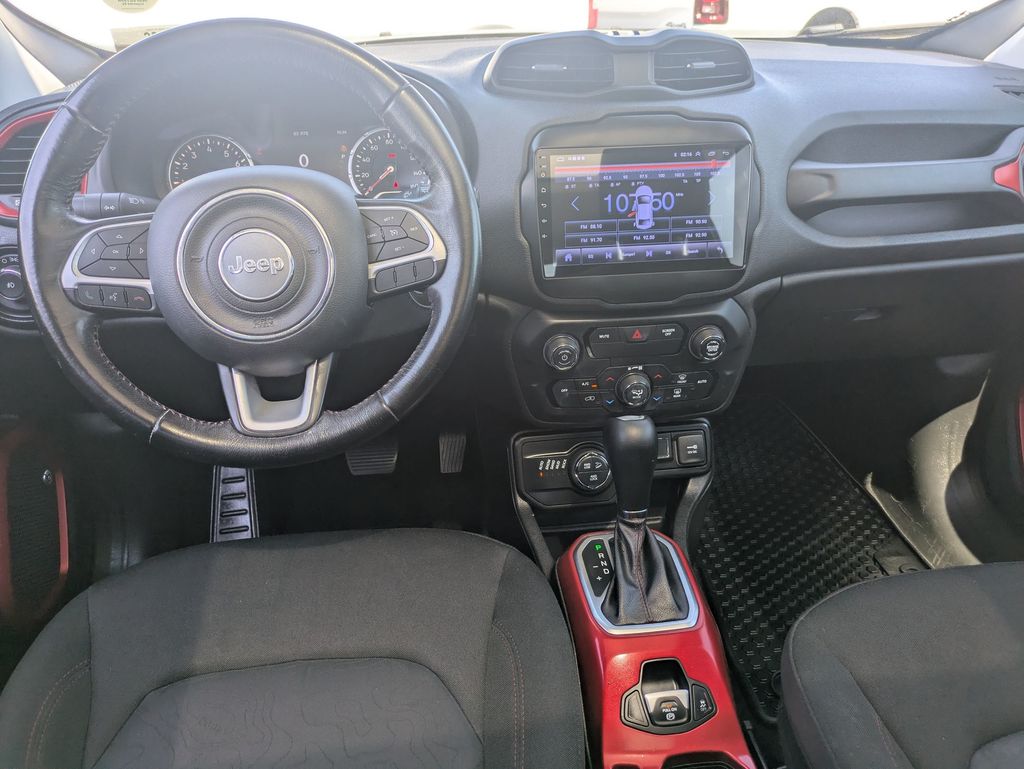 2018 Jeep Renegade Trailhawk photo 18