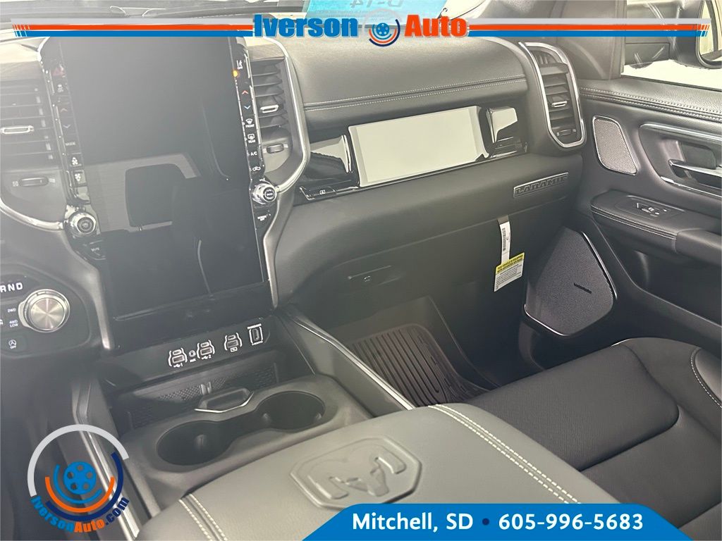 2026 Ram 1500 Laramie photo 24