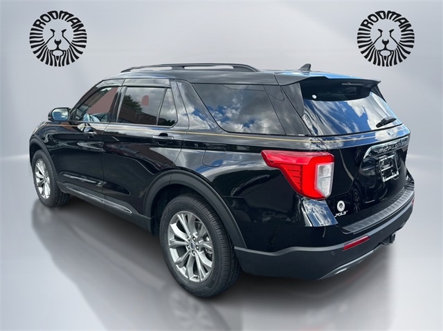 2023 Ford Explorer XLT photo 7