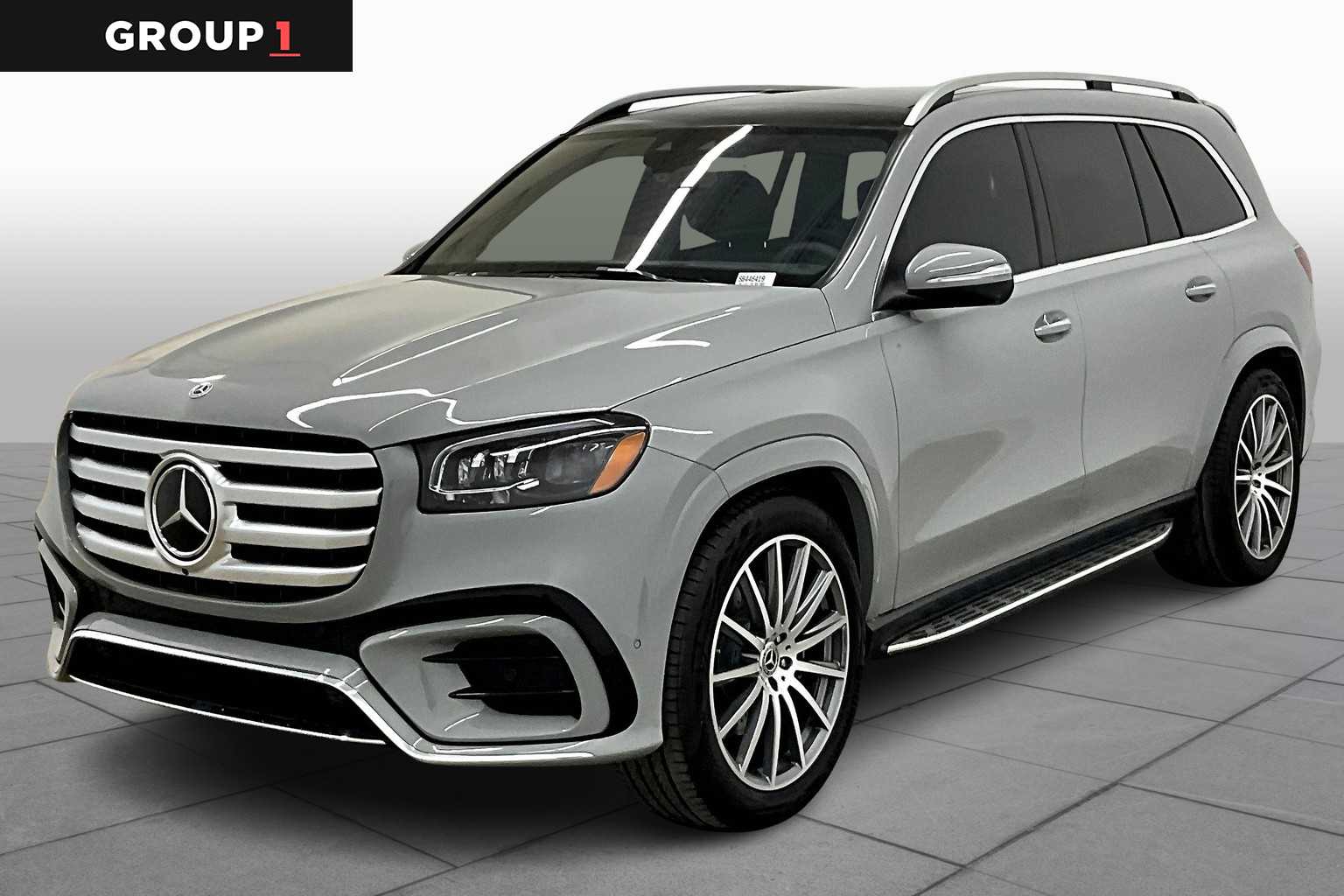 2025 Mercedes-Benz GLS Base's photo
