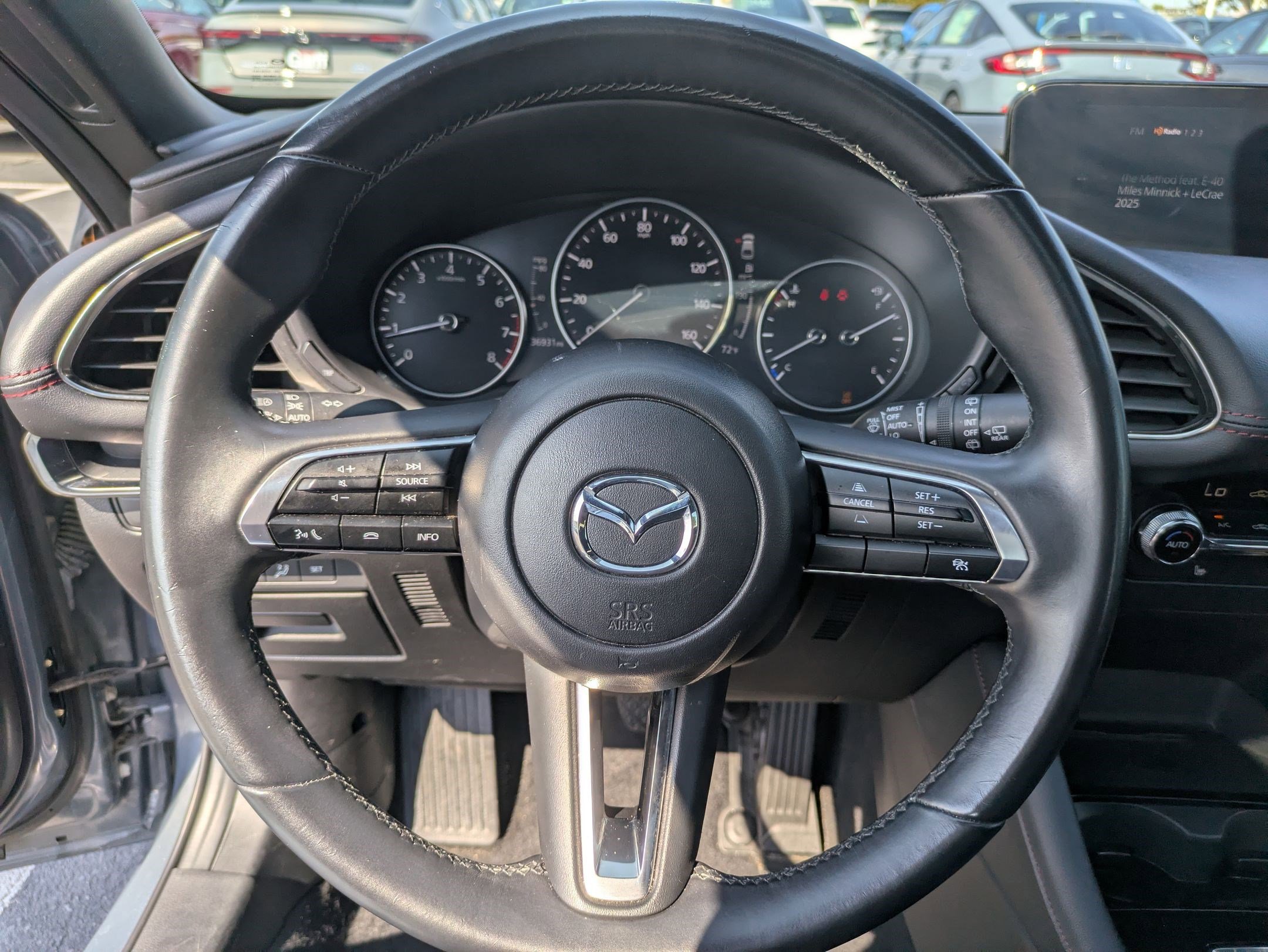 2024 Mazda Mazda3 Hatchback 2.5 s Carbon photo 15