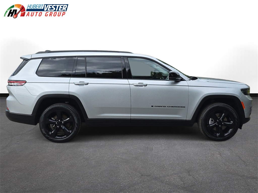 2023 Jeep Grand Cherokee Limited photo 5