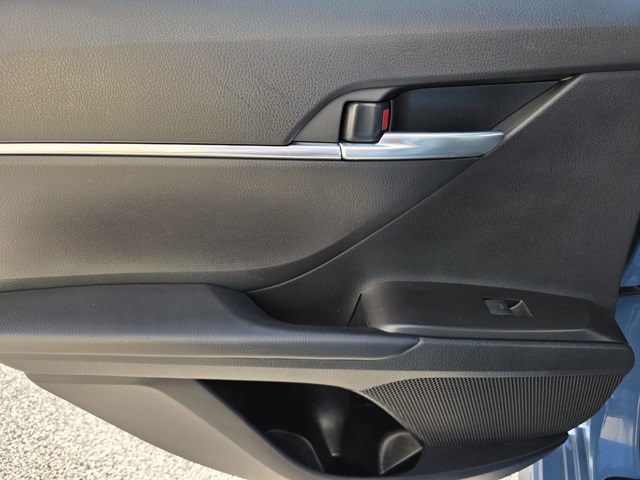 2024 Toyota Camry SE photo 11
