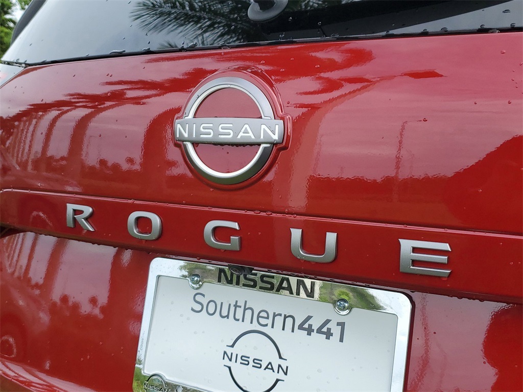 2025 Nissan Rogue S photo 9