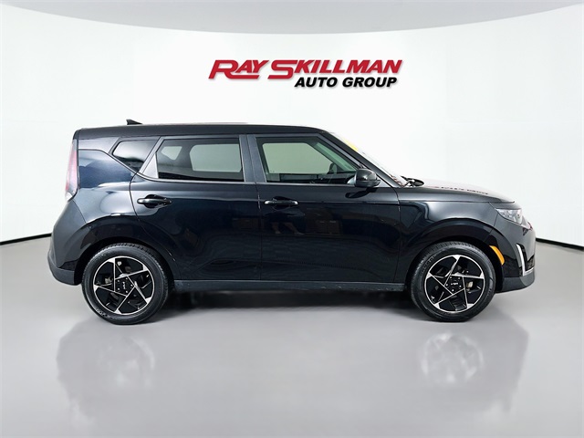 2023 Kia Soul EX photo 4