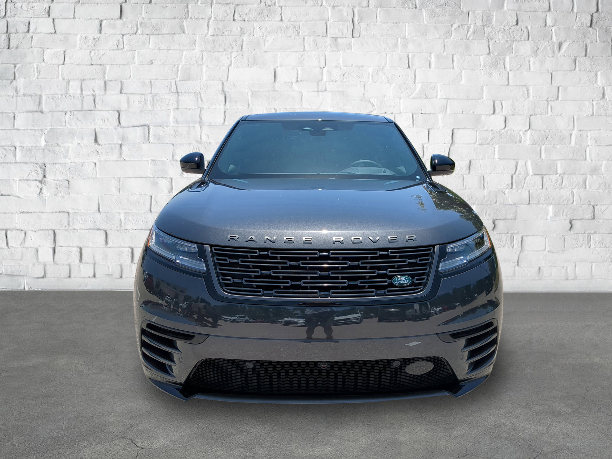 New 2026 Land Rover Range Rover Velar Dynamic SE 4 Door in