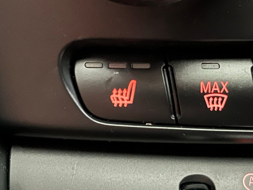 2022 Mini Cooper Base S ALL4 photo 5