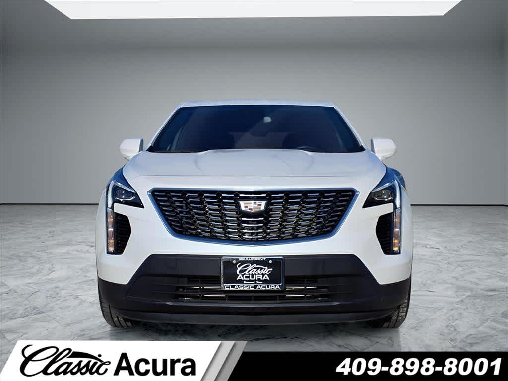2023 Cadillac XT4 Luxury photo 3