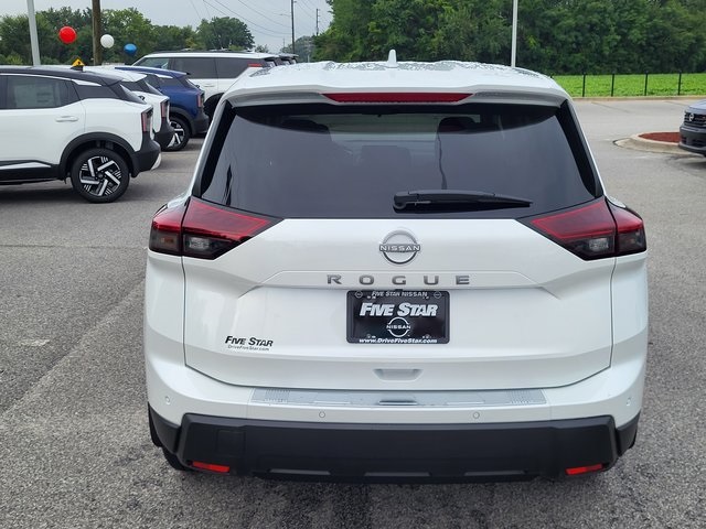 2026 Nissan Rogue SV photo 4