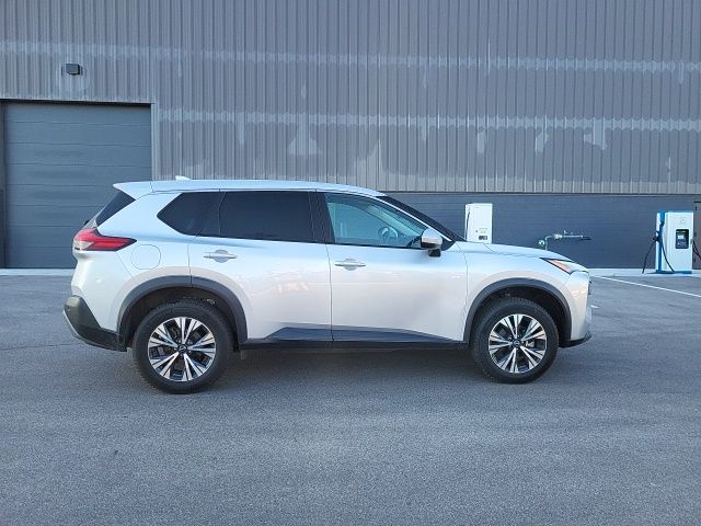 2023 Nissan Rogue SV photo 2