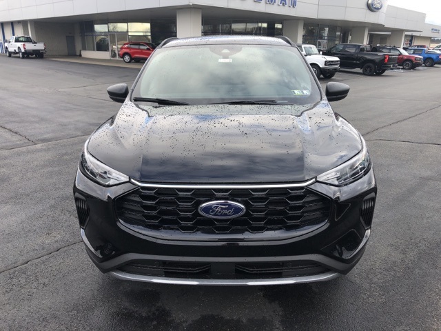 2025 Ford Escape ST-Line photo 2