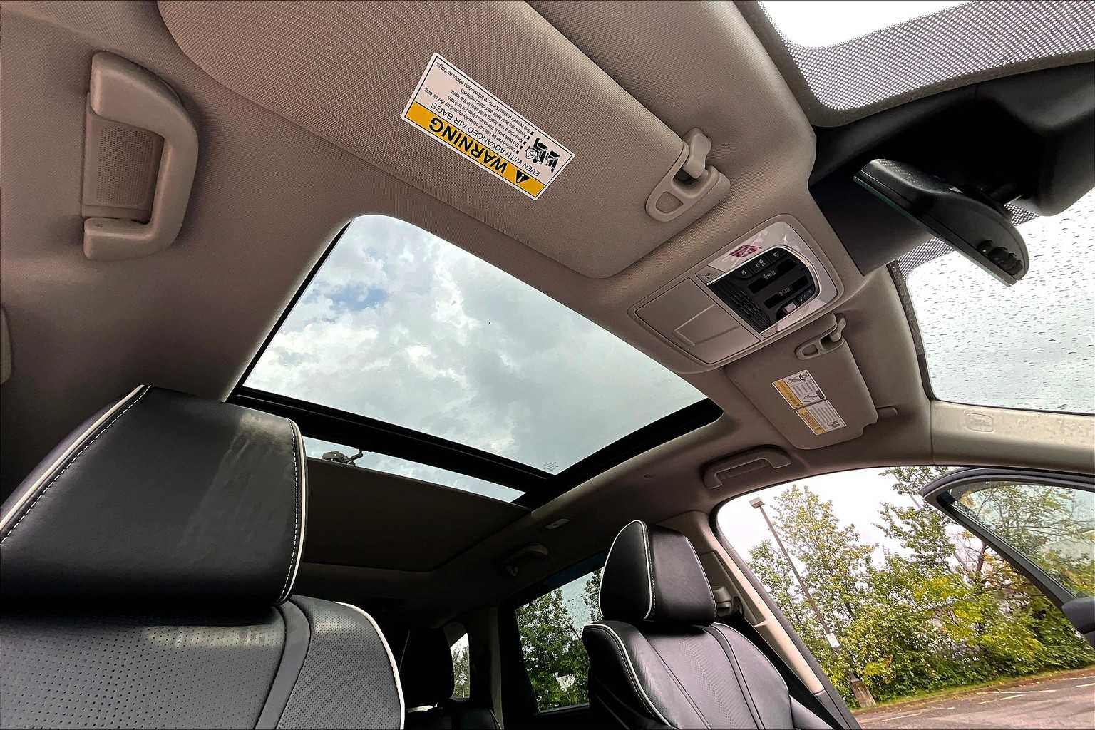 2023 Acura MDX SH-AWD Advance photo 26